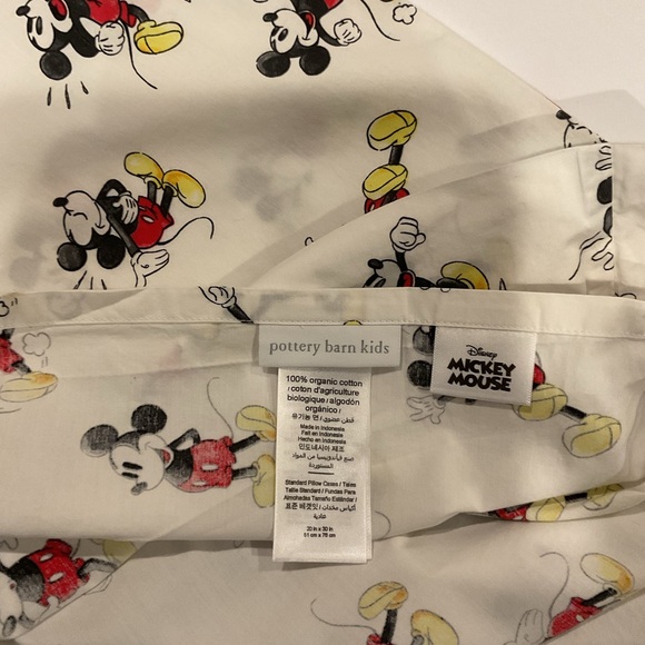 Pottery Barn Kids - Disney Mickey Mouse full fitted sheet & case - Picture 2 of 4